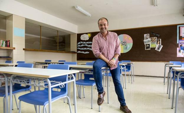 Sergio Calleja, del Colegio Maristas, más cerca de convertirse en el mejor profesor de Secundaria de España