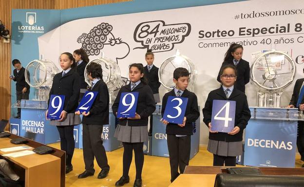 El sorteo de la Constitución de la Lotería deja parte del primer premio en Chañe