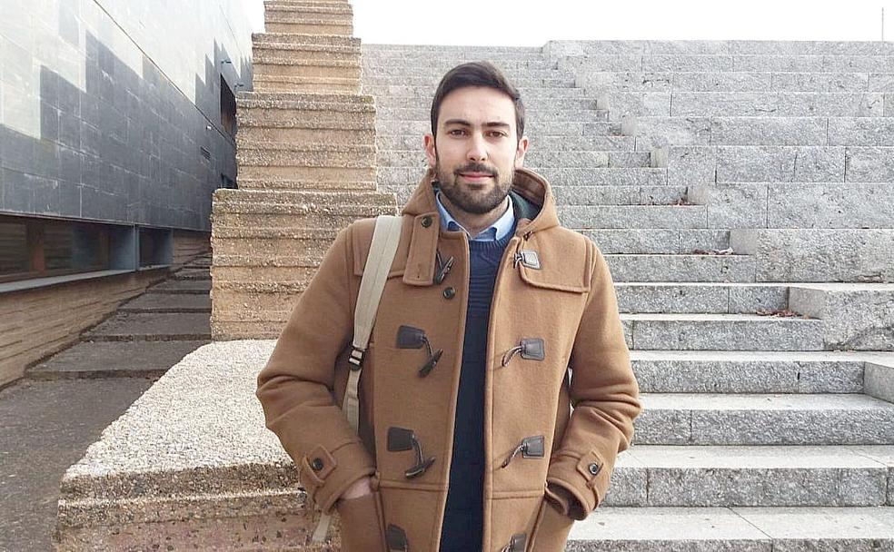 El profesor leonés de los tres euros por hora: «Me he hecho 'famoso' por una mala oferta de trabajo »