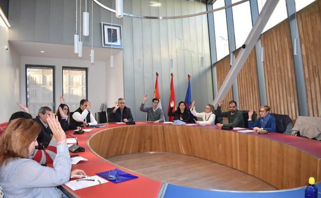 Luz verde a la nueva ordenanza municipal sobre ascensores en Guijuelo