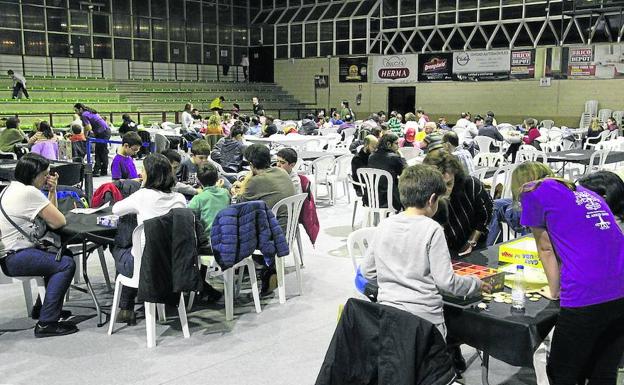 Competencia insta a Ludolaguna a abrir el evento a la participación de todas las tiendas del sector