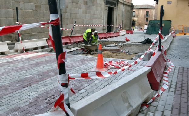 Podemos Segovia denuncia «la paralización» de la ciudad por las obras