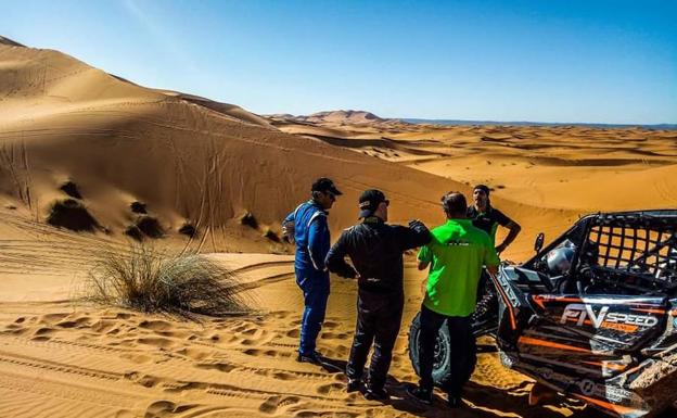 Roberto Carranza hace historia con su participación en el Dakar