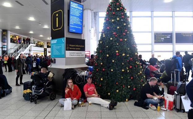 El vuelo de dos drones paraliza Gatwick