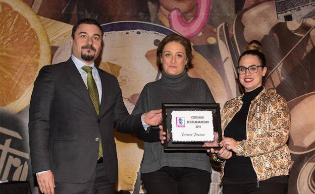 Los comerciantes premian a los mejores escaparates de la ciudad