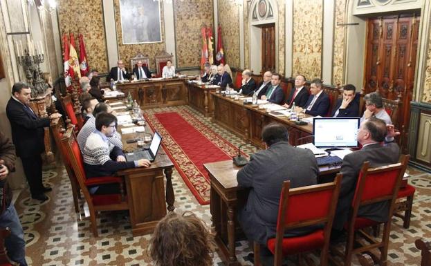 La Diputación aprueba sus presupuestos con el voto en contra de la oposición