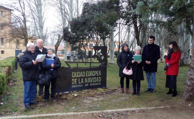 Un monolito conmemora en Rioseco su distinción como Ciudad Europea de la Navidad