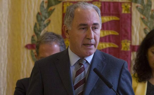 El PP de Valladolid reclama la destitución de Gato por su sanción