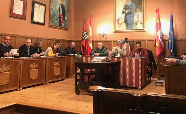 Unanimidad del pleno de Ciudad Rodrigo para anular tres licencias funerarias