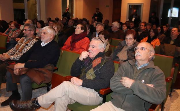 Lastras de Cuéllar valora los pros y contras de construir un embalse