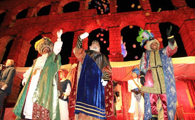 Melchor, Gaspar y Baltasar llenan Segovia de magia