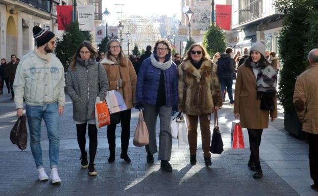Las rebajas más optimistas se generalizan en Valladolid