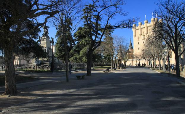 La remodelación de la plaza junto al Alcázar durará un año