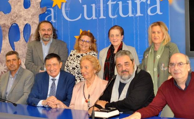 El Premio de Poesía 'Pilar Fernández Labrador' alcanza su sexta edición