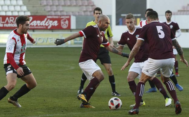 El Salamanca CF empata con el Zamora en un amistoso en el Ruta de la Plata (3-3)