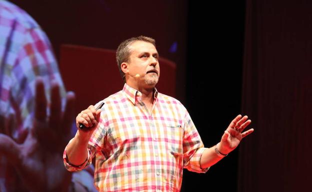 Alfredo Corell, de la UVA, mejor docente de España en Universidad de los premios Educa Abanca