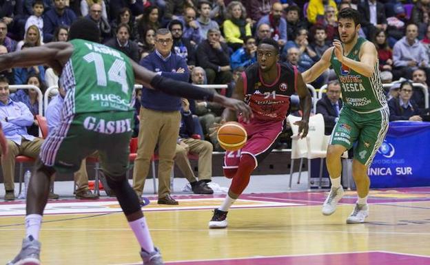 El Carramimbre cierra la primera vuelta ante el equipo revelación