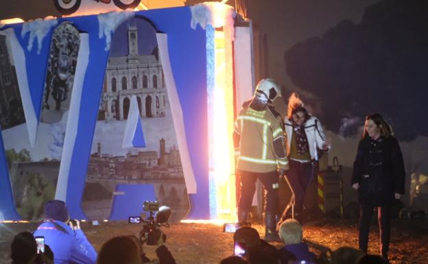 Susto de la ministra en el encendido de la falla de Pingüinos