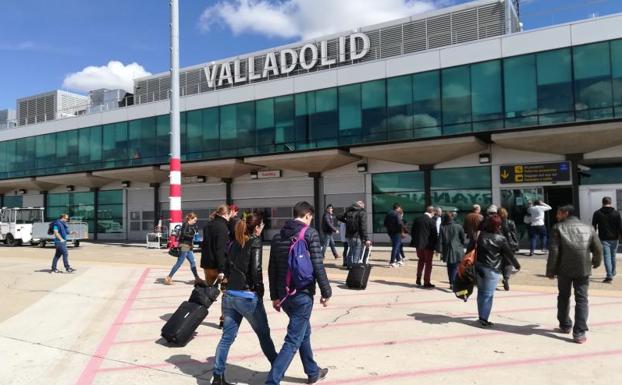 El aeropuerto de Villanubla cerró el año 2018 con 253.271 viajeros, el 11,4% más