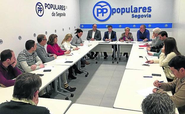 El PP prepara pleno de candidaturas a los 209 municipios de la provincia