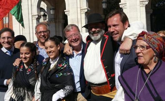 Silván recuerda a Puente que «sin León no hubiera España» y no consentirá su planteamiento