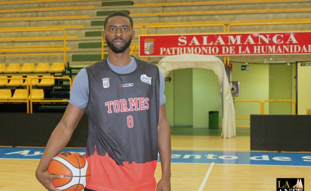 La Antigua CB Tormes firma al alero norteamericano Casey Jones
