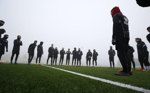 Unionistas prepara el duelo ante Las Palmas Atlético en el Reina Sofía con una intensa niebla