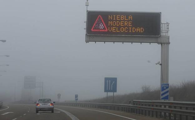 La niebla condiciona la circulación en varios tramos de la provincia de Valladolid