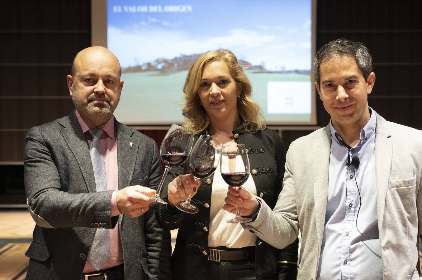 Vinos de Bodegas Legaris en el Club de Catas de El Norte de Castilla