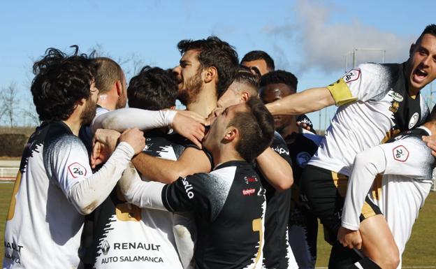 Unionistas borda el fútbol para romper la maldición de los filiales (3-0)