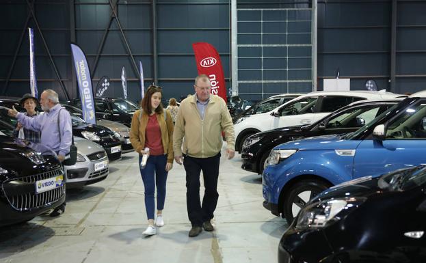 Los vallisoletanos, atraídos por el irrefrenable encanto del coche de segunda mano