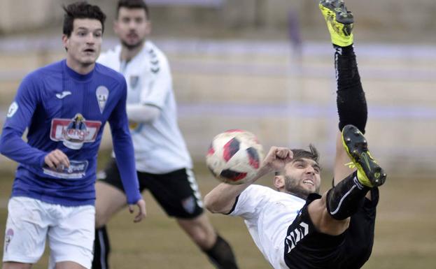 La falta de puntería evita el triunfo de la Segoviana