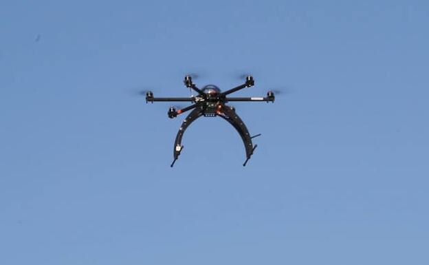 La presencia de drones obliga a suspender el tráfico aéreo en Nueva York