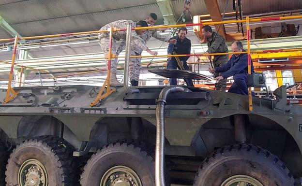 Defensa compromete 50 millones para la Base Mixta de Segovia, que tiene más de 200 trabajadores