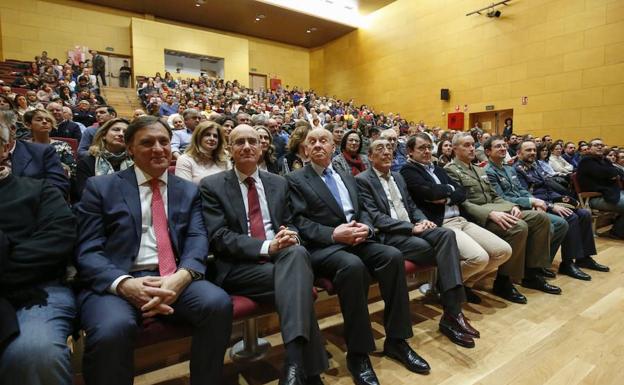 Puesta de largo del nuevo auditorio de Villares de la Reina