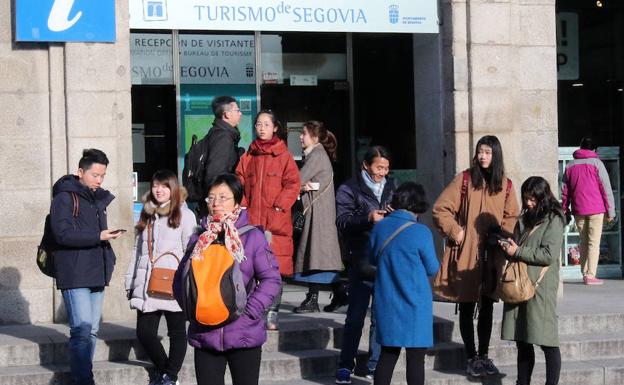 La capital supera por primera vez el medio millón de pernoctaciones en un año