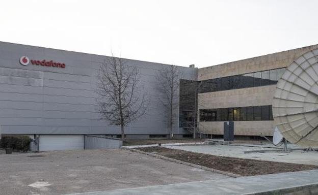 Vodafone se enfrenta este martes al primer paro contra los 1.200 despidos