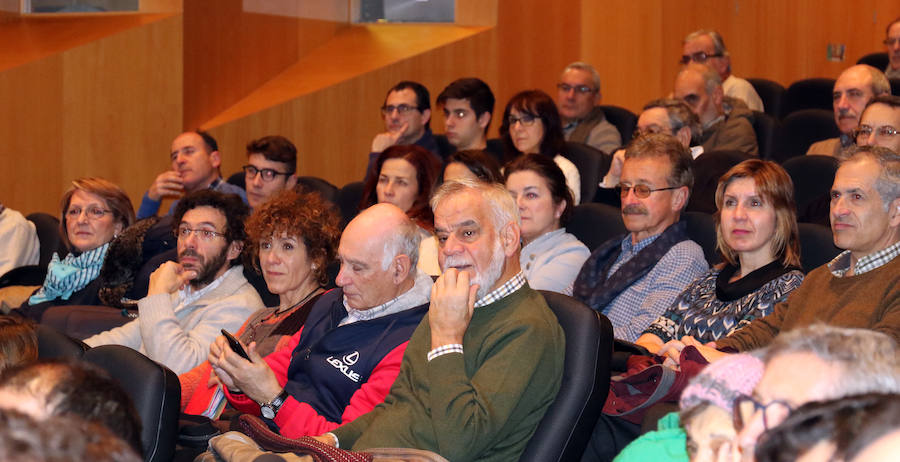 Javier Cacho en el Aula de Cultura de El Norte de Castilla