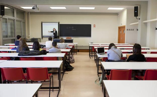 Uno de cada cinco estudiantes abandona la universidad durante el primer año de carrera en España