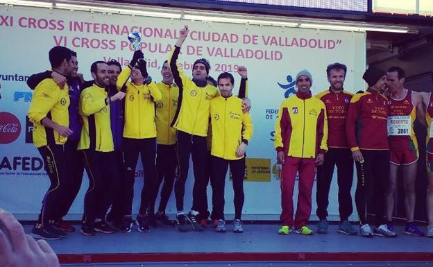 El Atletismo Macotera revalida el título de campeón regional de campo a través en Valladolid