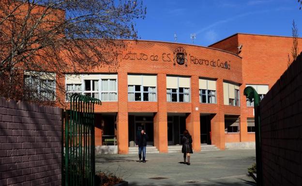 Condenan a seis menores por acosar a un compañero en un instituto de la Rondilla