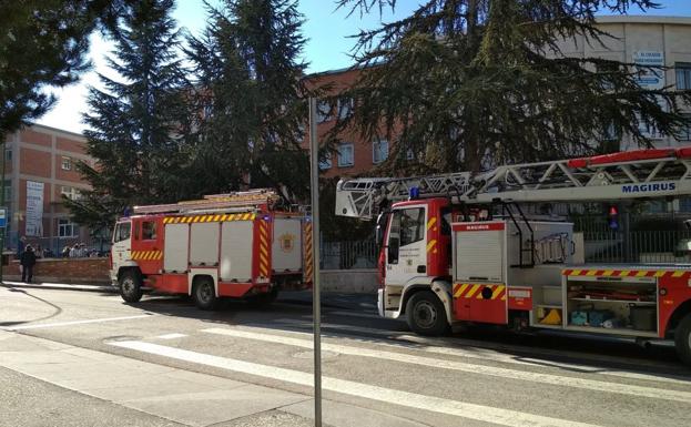 Una explosión de gas en el Colegio María Mediadora obliga a evacuar las aulas