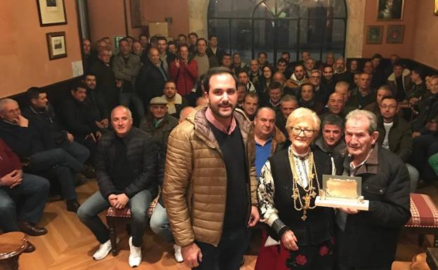 Emotiva subasta de tablados en Ciudad Rodrigo en la que hubo homenaje y despedida