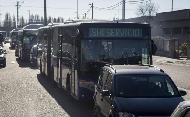 El Comité de Auvasa convoca paros por el bloqueo del convenio tras 58 reuniones