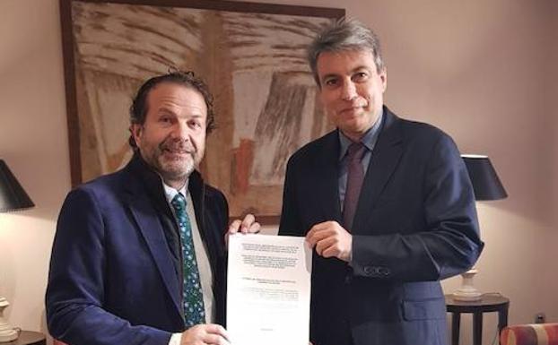 Las dos patronales salmantinas se suman a la defensa del Archivo