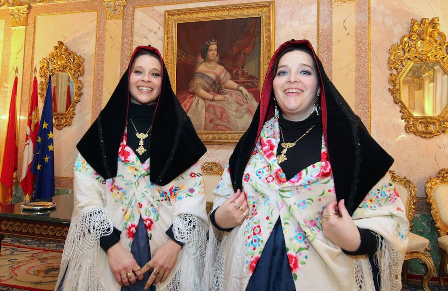 Las alcaldesas de Zamarramala visitan las instituciones segovianas