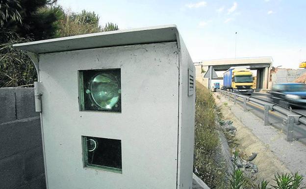 12.000 multas pueden ser anuladas por no aplicar el margen de error de los radares