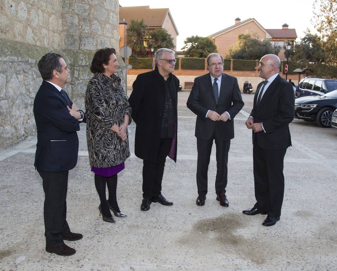Juan Vicente Herrera asiste a la apertura del Castillo de Fuensaldaña como Centro de Castillos de Valladolid