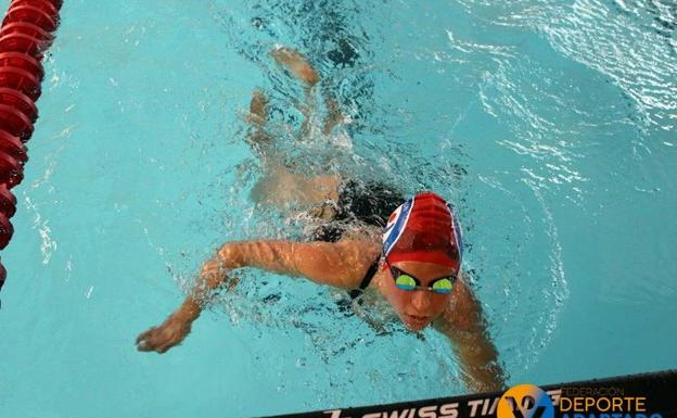 El leonés David Cubillas y la palentina Ester Rodríguez se adjudican la Liga de Natación Adaptada