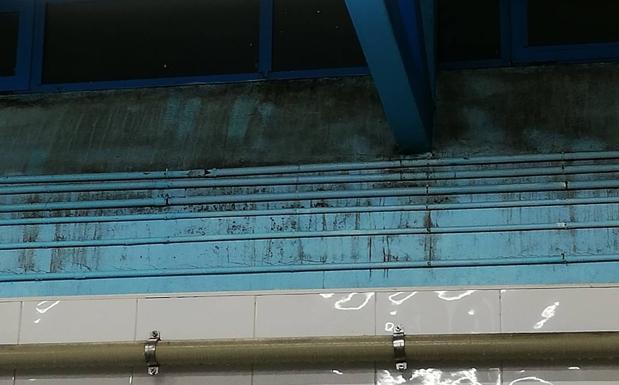 Ganemos denuncia la «falta total de mantenimiento» en las piscinas de Garrido